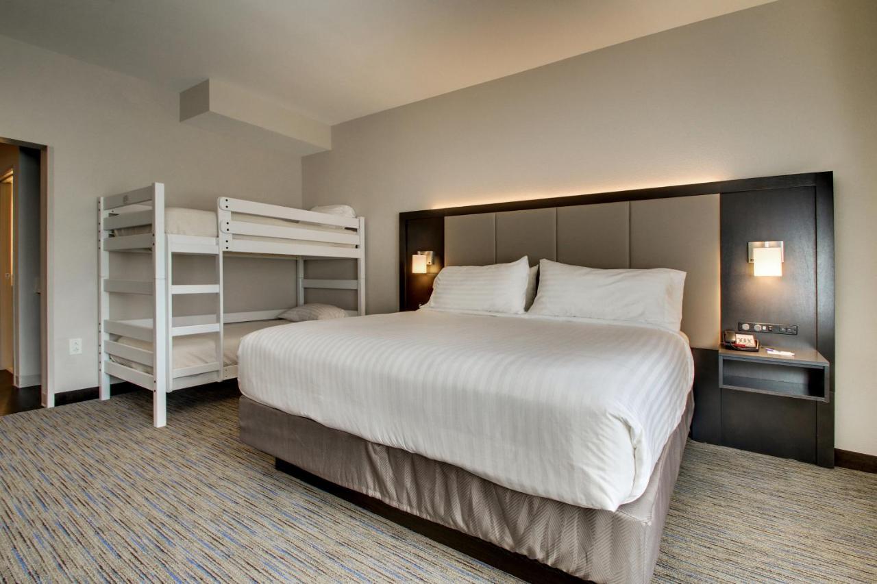 Holiday Inn Express & Suites Charleston Ne Mt Pleasant Us17 By Ihg Маунт Плезант Екстериор снимка