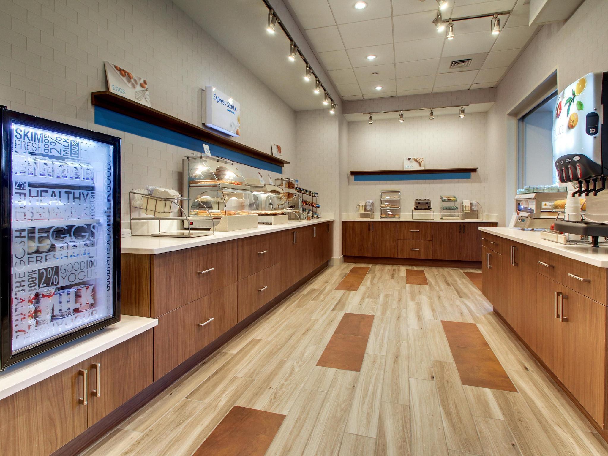 Holiday Inn Express & Suites Charleston Ne Mt Pleasant Us17 By Ihg Маунт Плезант Екстериор снимка