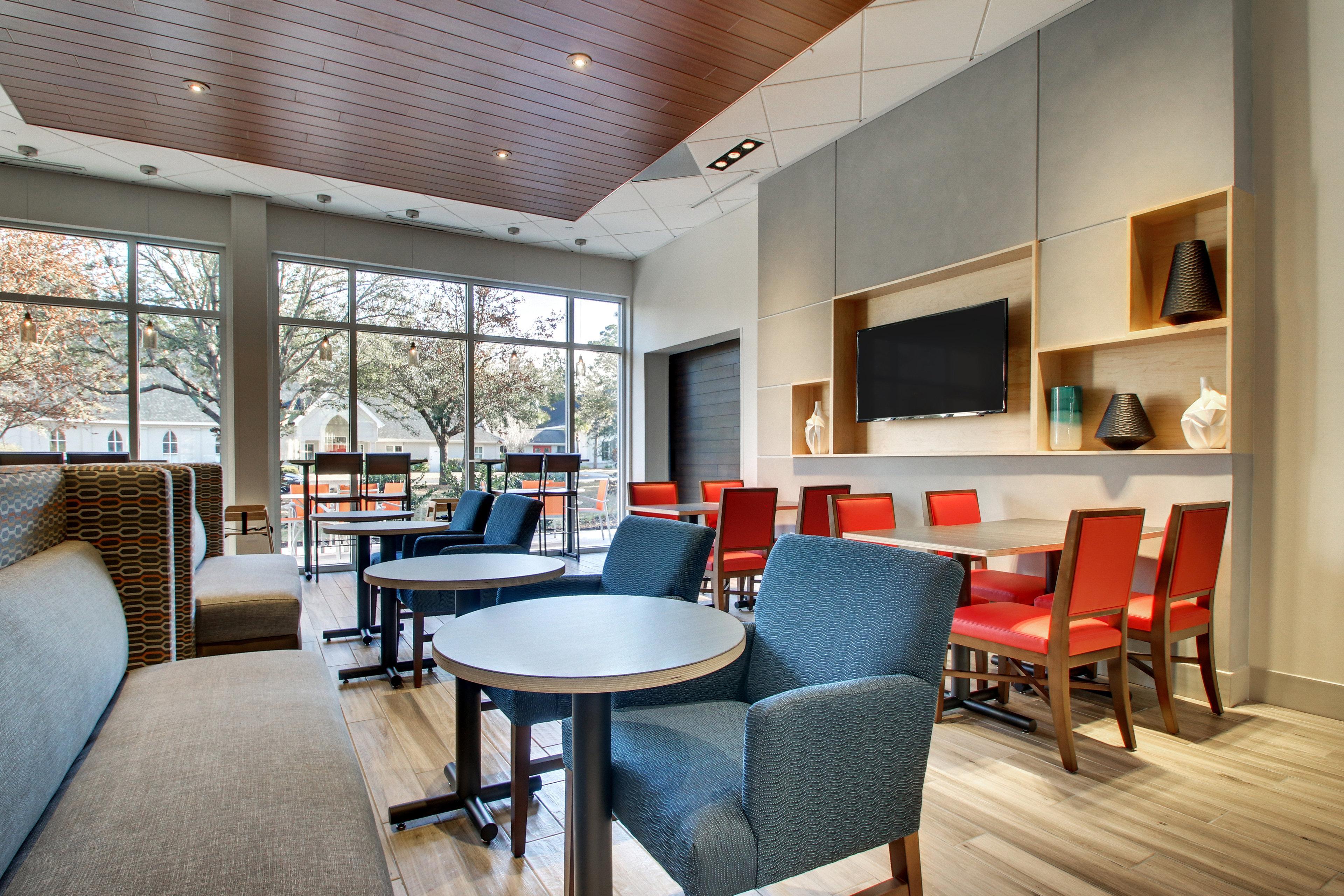 Holiday Inn Express & Suites Charleston Ne Mt Pleasant Us17 By Ihg Маунт Плезант Екстериор снимка