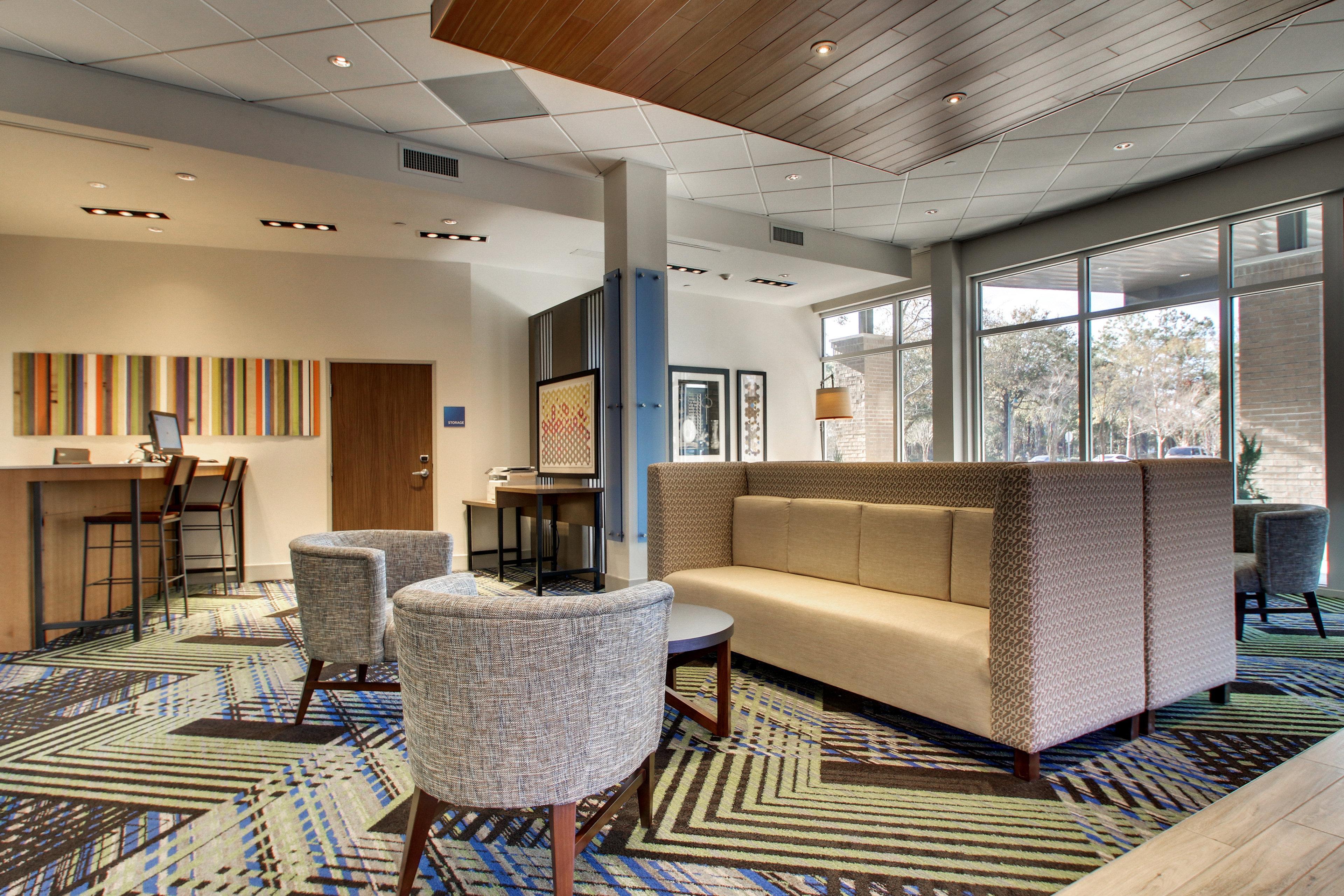 Holiday Inn Express & Suites Charleston Ne Mt Pleasant Us17 By Ihg Маунт Плезант Екстериор снимка