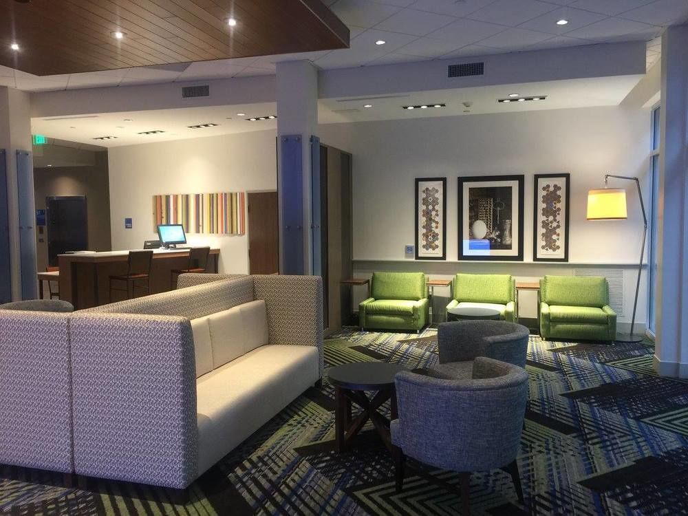 Holiday Inn Express & Suites Charleston Ne Mt Pleasant Us17 By Ihg Маунт Плезант Екстериор снимка